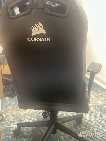 Игровое кресло corsair