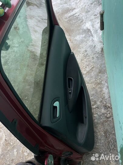 Дверь задняя правая peugeot 308