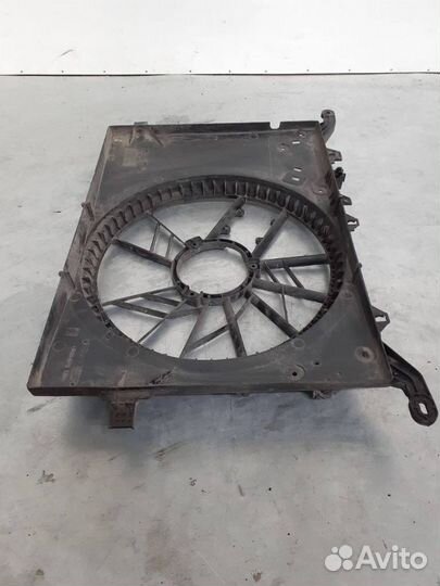 Диффузор вентилятора Volvo XC70 2000 30680547