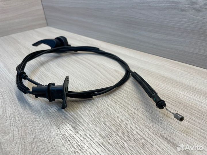 Трос замка капота LADA X-Ray