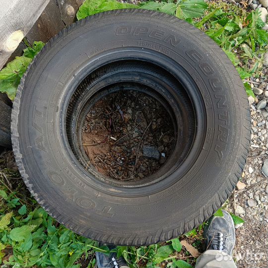 Toyo Open Country A/T 215/75 R15
