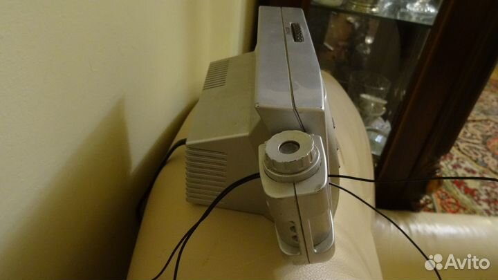 Часы электронные настольные