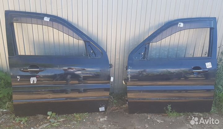 Дверь боковая Ford Escape ZD 2007–2012 lfal3P