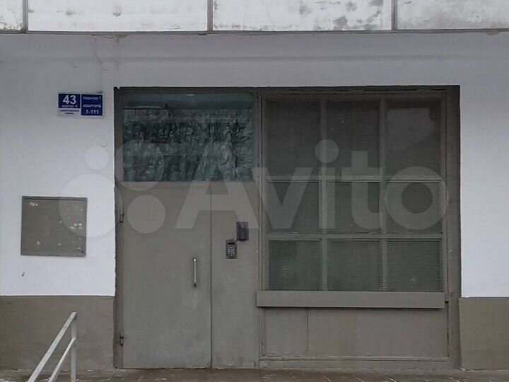 Комната 18,7 м² в 2-к., 1/9 эт.