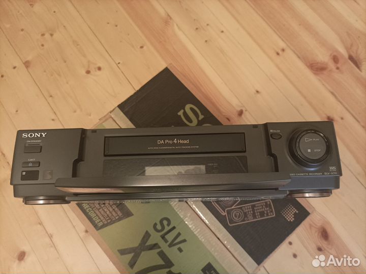 Видеомагнитофон