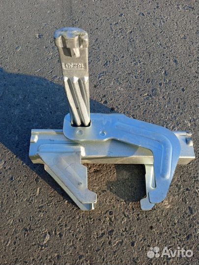 Замки строительные для опалубки