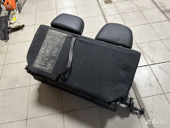 Третий ряд сидений mitsubishi montero