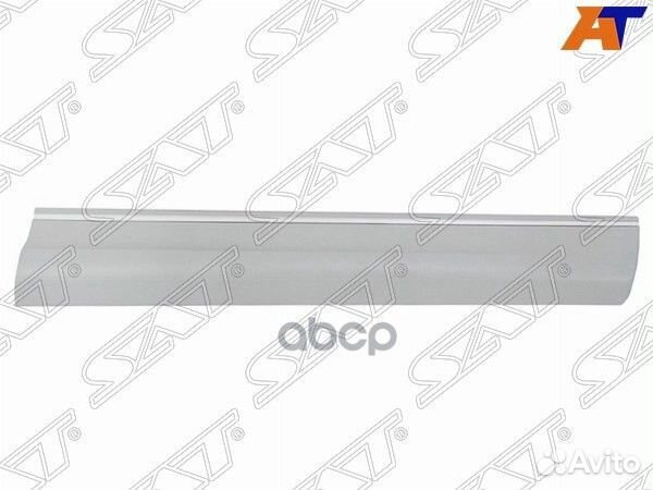 Накладка на переднюю дверь audi Q7 09-15 RH с х