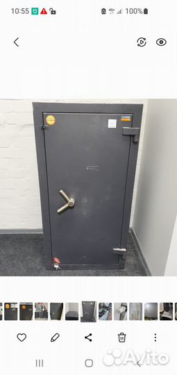 Сейф большой