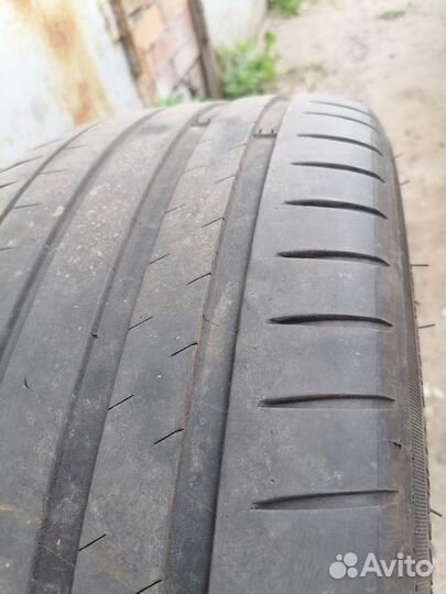 Michelin Pilot Sport 4 225/45 R18