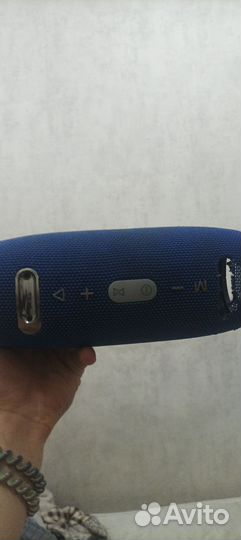 Портативная колонка bluetooth jbl