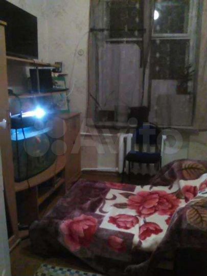 Комната 9 м² в 3-к., 2/2 эт.