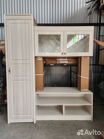 Гостиная с пеналом