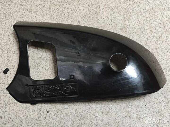 Накладка зеркала левого