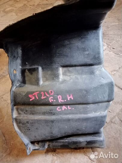 Правая передняя защита двигателя Caldina ST210G 3S