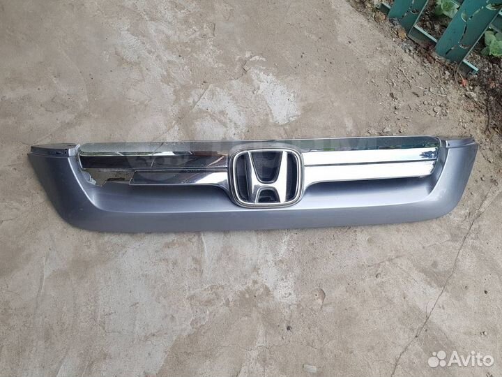 Решетка радиатора Honda Cr-V 3 2006-2012 71128SWA0
