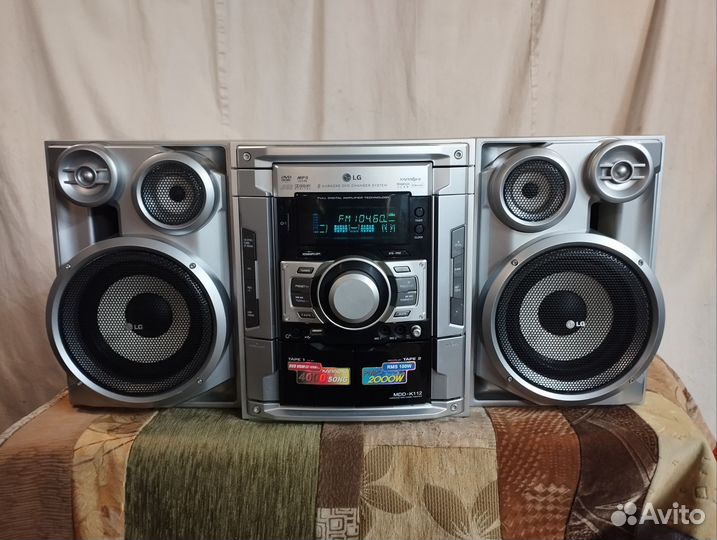 Музыкальный центр LG с USB