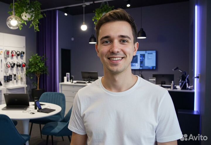 Продавец-консультант в 1-ый в России мультицентр