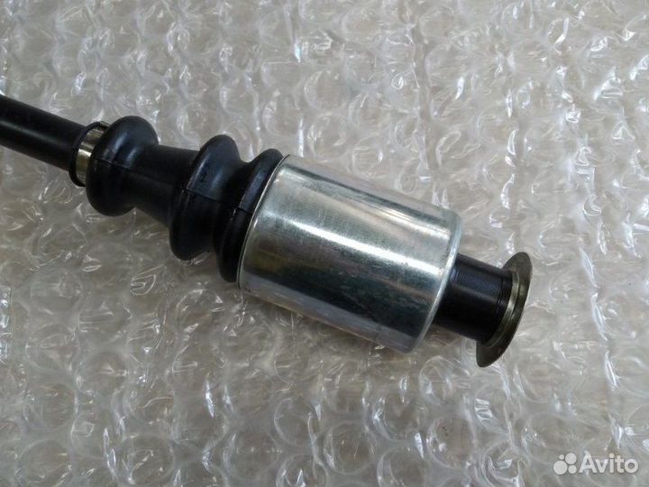 Вал привода передний правый Renault Megane I 1995