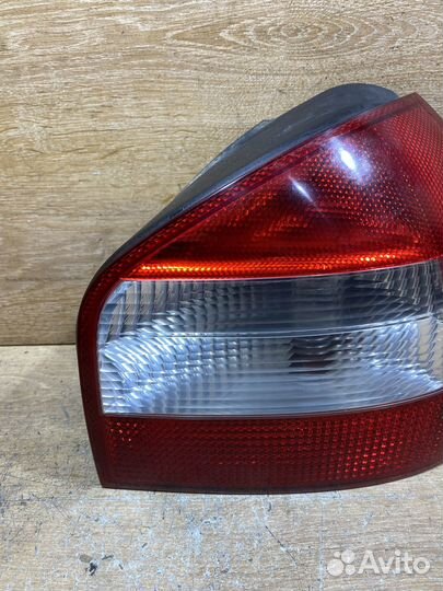 Фонарь задний правый Audi A3 8L рест Арт. 111297