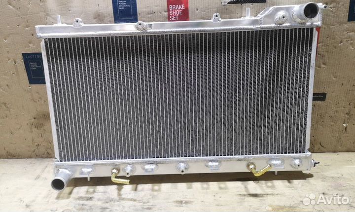 Радиатор двс Subaru forester sf5 ej20t