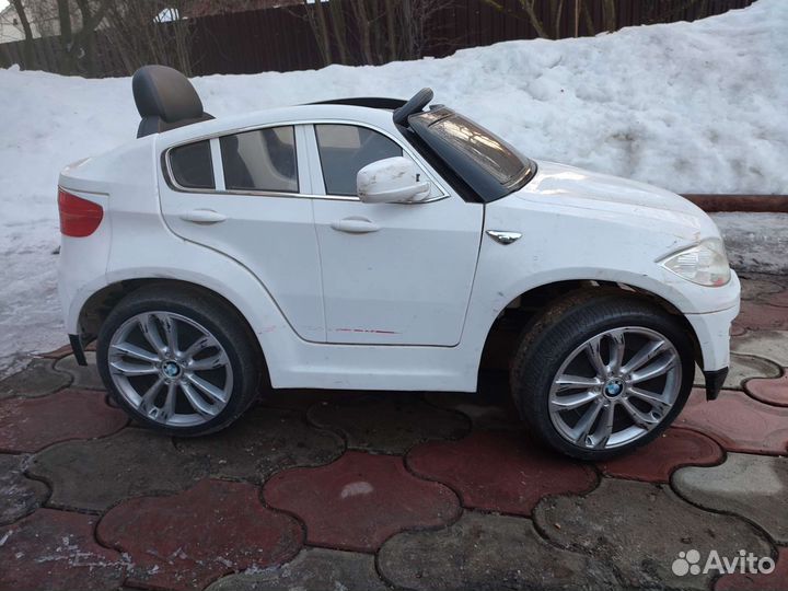 Детский электромобиль