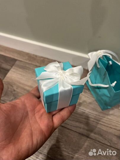 Помолвочное кольцо Tiffany Harmony