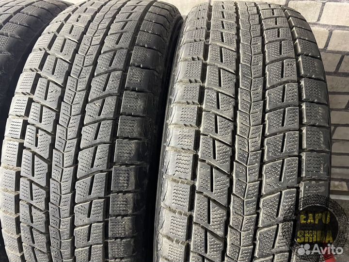 Dunlop Winter Maxx SJ8 235/55 R20 102R