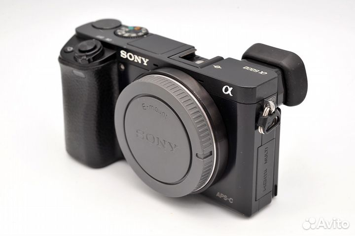 Sony a6000 body (22k)