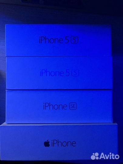 Коробки от iPhone