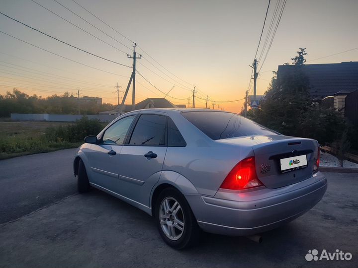 Ford Focus 2.0 AT, 2001, 144 400 км