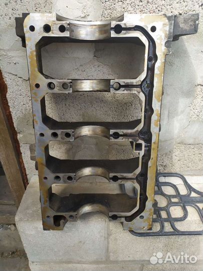 Двигатель Вольво S 40 разбор