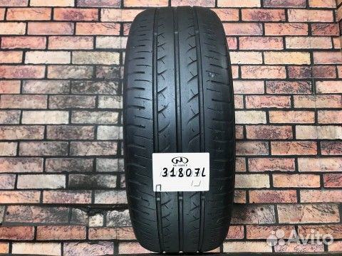 Yokohama Bluearth ES32 215/60 R16 99H