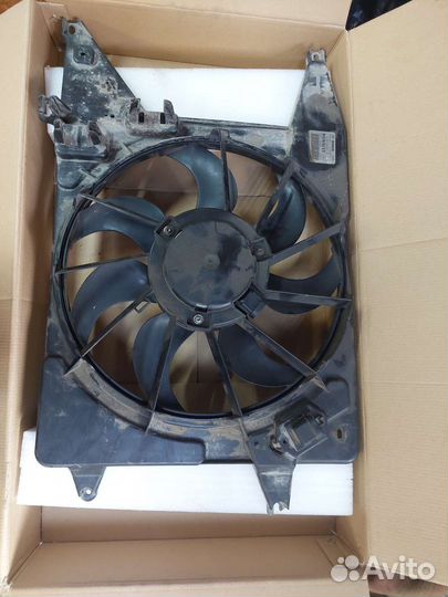 Вентилятор охлаждения радиатора Renault Logan