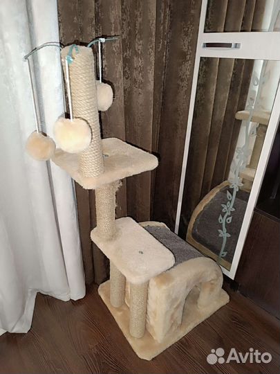 Домик для кошки с когтеточкой бу