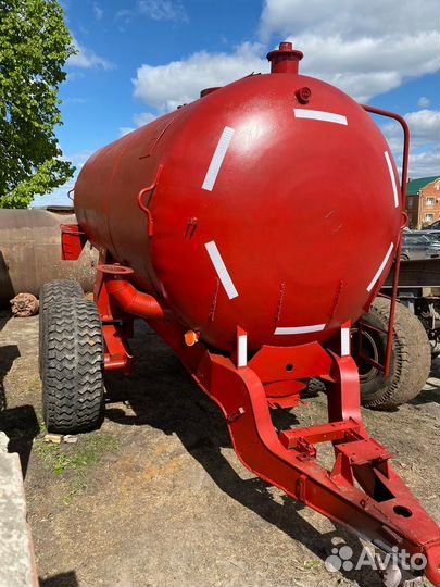 Разбрасыватель удобрений БобруйскАгромаш РЖТ-8, 2010