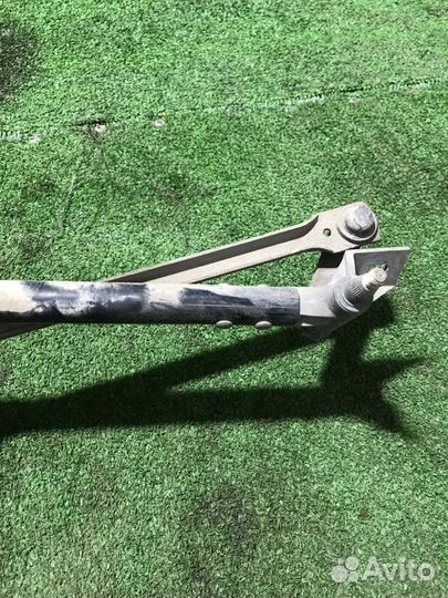 Трапеция дворников Audi 80 B3 JN 1.8 1990