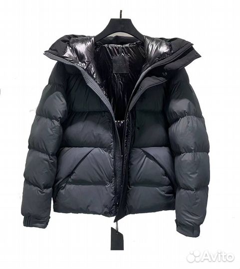Серый Пуховик Moncler