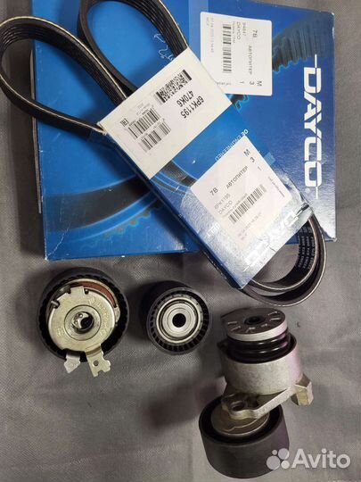 Комплект ремня грм и приводного Рено Флюенс 1.6