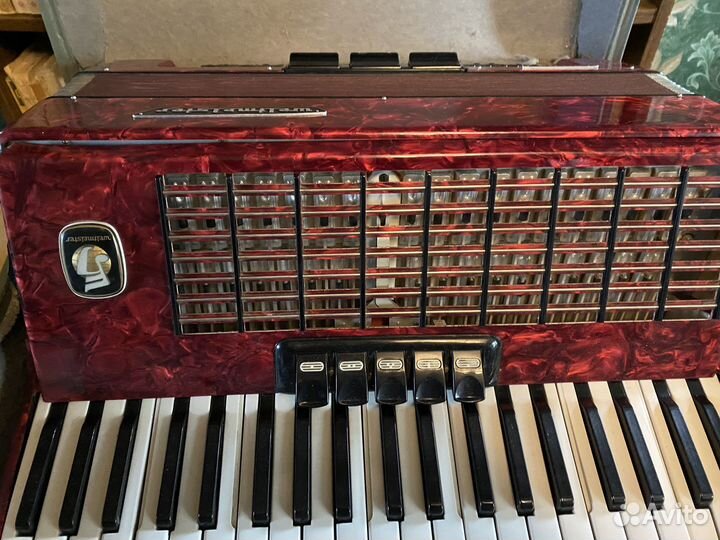 Аккордеон weltmeister stella