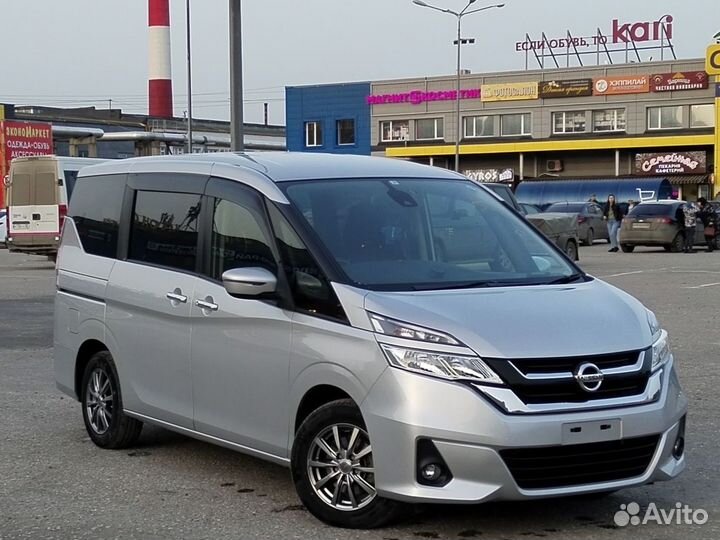 Nissan Serena 2.0 CVT, 2017, 100 000 км