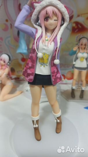 Супер Сонико фигурка