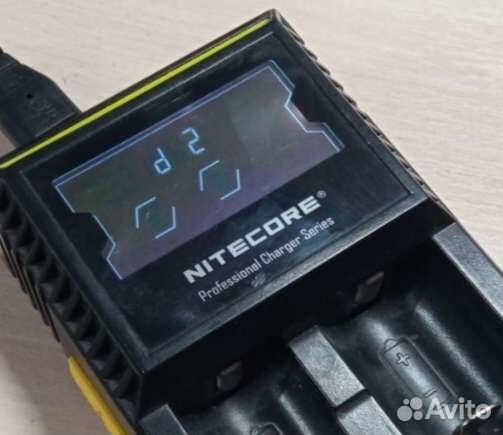 Зарядное устройство nitecore D2