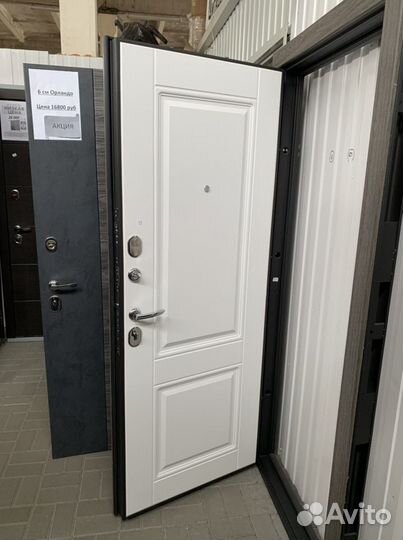 Дверь. Вена