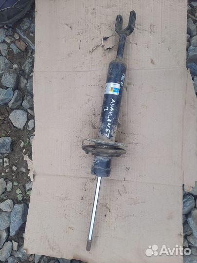 Стойка передняя Audi A4 B7