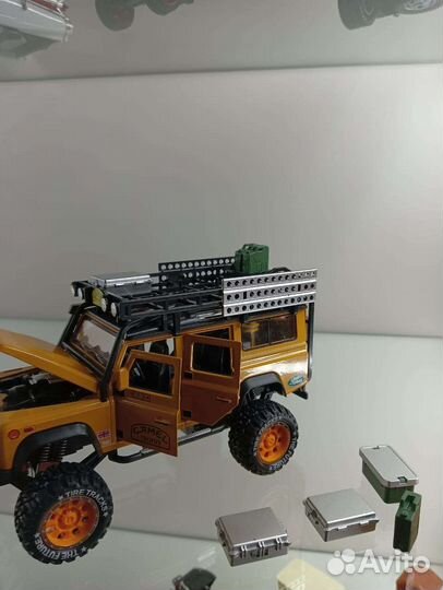 Внедорожник land rover camel trophy 1:24