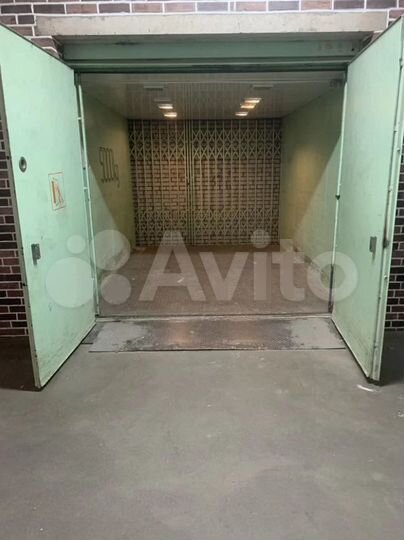 Теплый склад, 432 м². Грузовой лифт 5 тонн. Пандус
