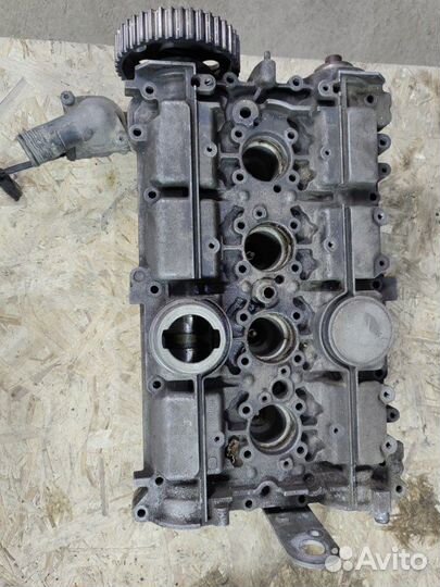Головка блока цилиндров Volvo S40 1999