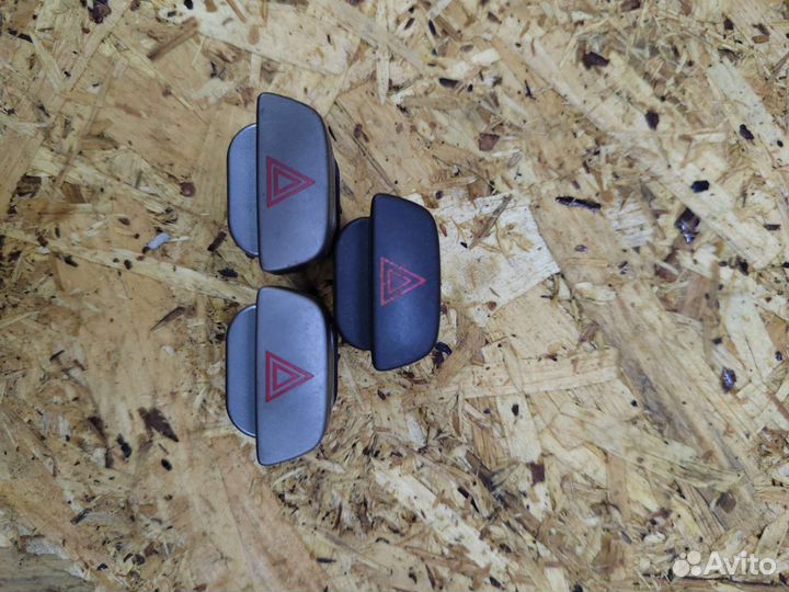 Кнопка аварийки Ford Focus 2 C-max