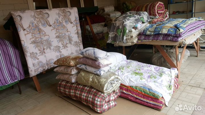 Одеяло матрацы подушки